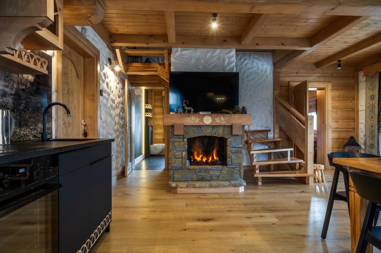 Boska Osada Villa ชาร์นาโกรา ภายนอก รูปภาพ