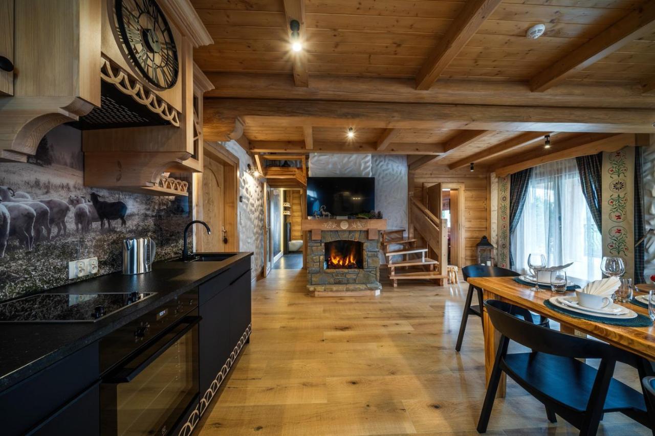 Boska Osada Villa ชาร์นาโกรา ภายนอก รูปภาพ