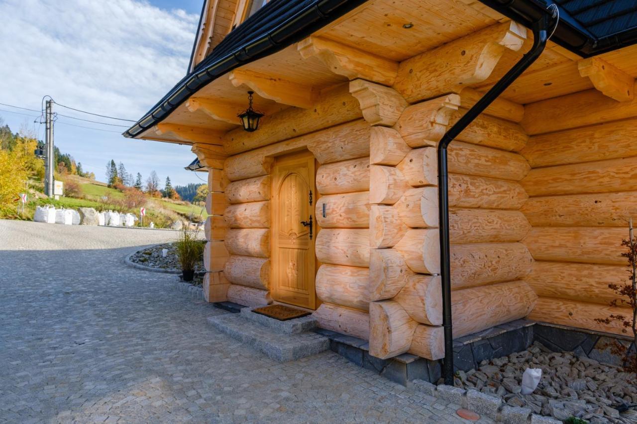 Boska Osada Villa ชาร์นาโกรา ภายนอก รูปภาพ