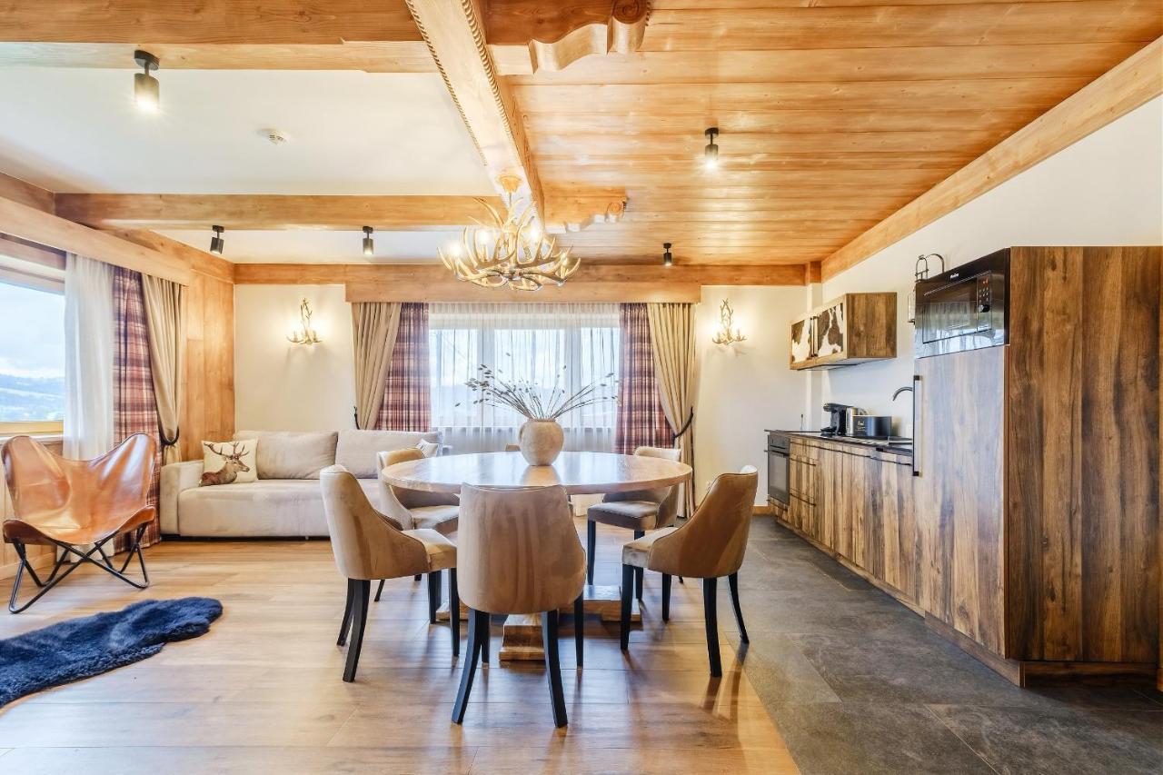 Boska Osada Villa ชาร์นาโกรา ภายนอก รูปภาพ